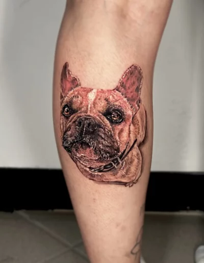 Ritratto di bulldog francese a colori - Marta Gardenia, Keyo Tattoo Studio Locarno