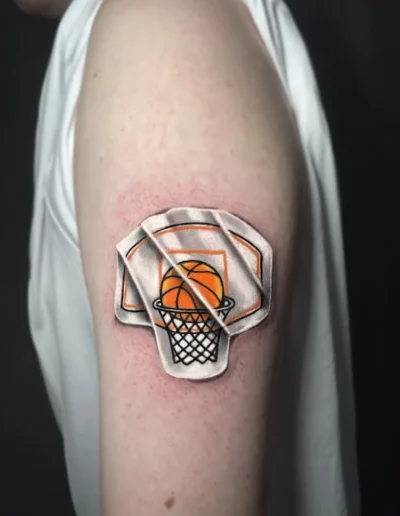 Canestro da basket effetto sticker - Marta Gardenia, Keyo Tattoo Studio Locarno